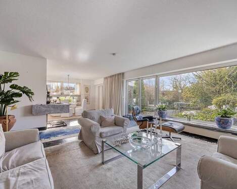 Wohnzimmer (EG) - 1 Zimmer Mehrfamilienhaus, Wohnhaus in Ratingen