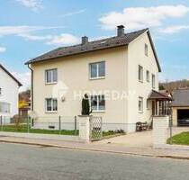 Zweifamilienhaus mit großem Garten, Garage & zusätzlicher Mieteinnahme - Sulzbach-Rosenberg