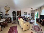 Wohnzimmer mit runder Glasfront - 3 Zimmer Etagenwohnung zum Kaufen in Teneriffa