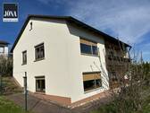 Bild 1 - Zwei Wohnungen, ein Zuhause: Großzügiges Wohnhaus mit herrlichem Fernblick