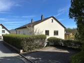 Bild 2 - 6 Zimmer Mehrfamilienhaus, Wohnhaus zum Kaufen in Untersteinach