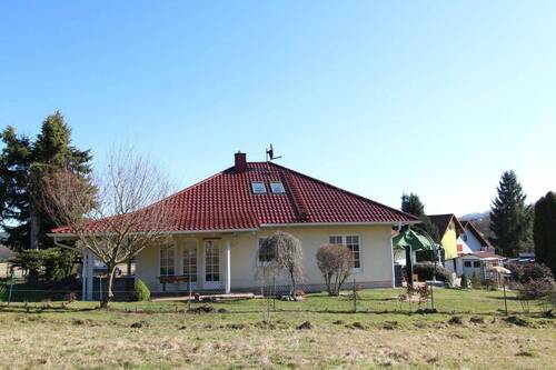 Außenansicht (9) - Einfamilienhaus mit 140,10 m&sup2; in Waltershausen zum Kaufen