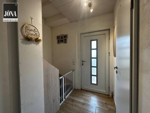 Eingangsbereich - 4 Zimmer Reihenendhaus zum Kaufen in Heinersreuth