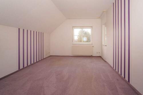 Schlafzimmer (OG) - 
