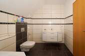 Badezimmer (OG) - 