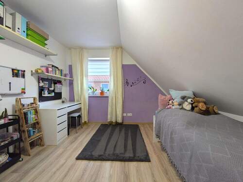 Kinderzimmer 1 mit Nebenräumchen - 