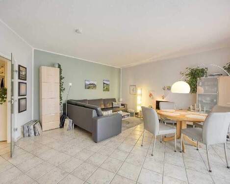 Wohn-/Essbereich - Etagenwohnung mit 80,00 m&sup2; in Ratingen zum Kaufen