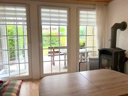 Wohnzimmer - 2 Zimmer Mehrfamilienhaus, Wohnhaus in Dobbertin