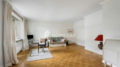 Wohnzimmer 3 - 1 Zimmer Etagenwohnung zum Kaufen in Hamburg