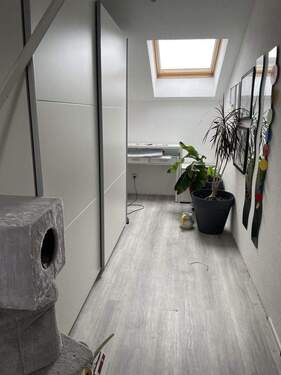 Dachgeschoss 2025 renoviert - 