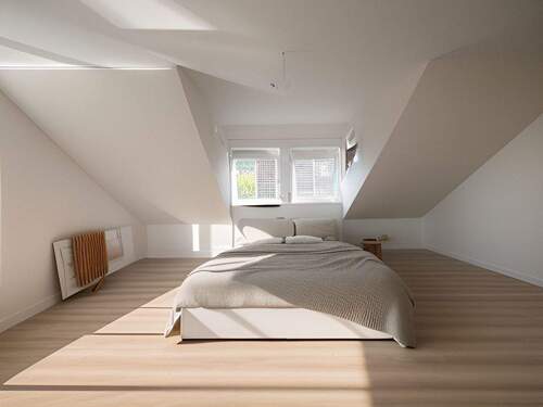 Schlafzimmer DG 