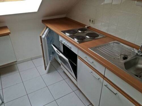 Küche mit Einbauküche - 