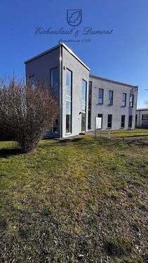 Bürogebäude - 8 Zimmer Büro in Saarwellingen