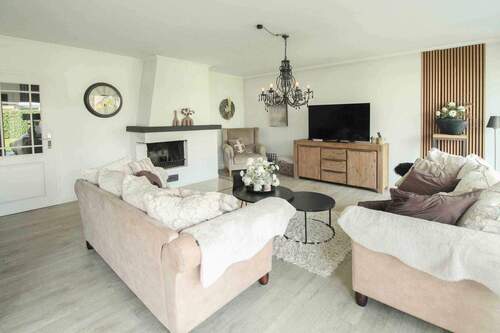 Wohnzimmer - Einfamilienhaus mit 113,00 m&sup2; in Moers zum Kaufen