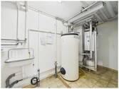 Heizungsraum und Waschkeller - 