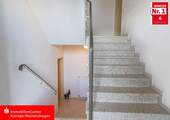 Treppenhaus Erd- und Untergeschoss - 3 Zimmer Terrassenwohnung zum Kaufen in Meinerzhagen