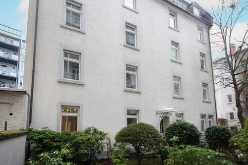 Außenansicht - Renovierungsbedürftige 2 Zimmer Altbauwohnung in Top Lage Nordends