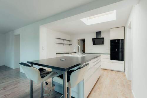 Küche EG - 8 Zimmer Einfamilienhaus in Langenfeld (Rheinland)