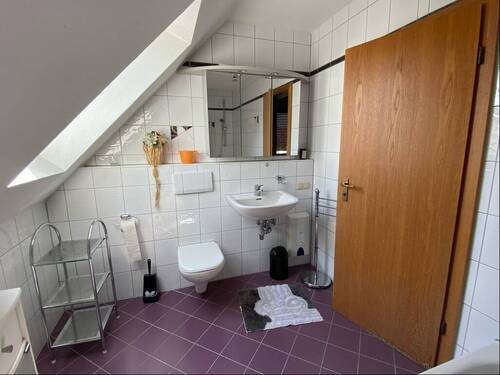 Badezimmer - Etagenwohnung mit 66,00 m&sup2; in Fürth zum Kaufen