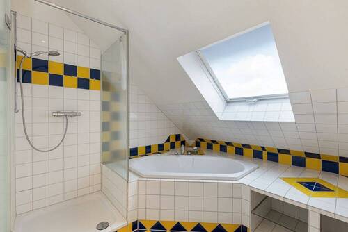 Badezimmer Dachgeschoss - 