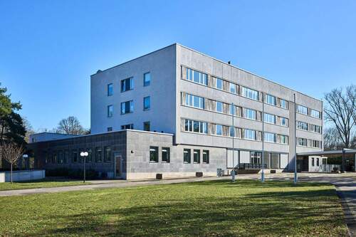 Außenansicht - Auffahrt - 