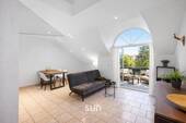 Wohnzimmer - 2 Zimmer Etagenwohnung zum Kaufen in Oftersheim
