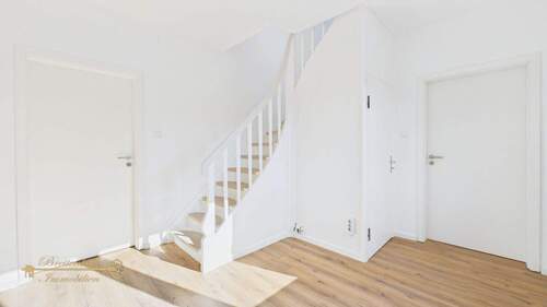 Eingangsbereich - 3 Zimmer Einfamilienhaus zum Kaufen in Langwedel