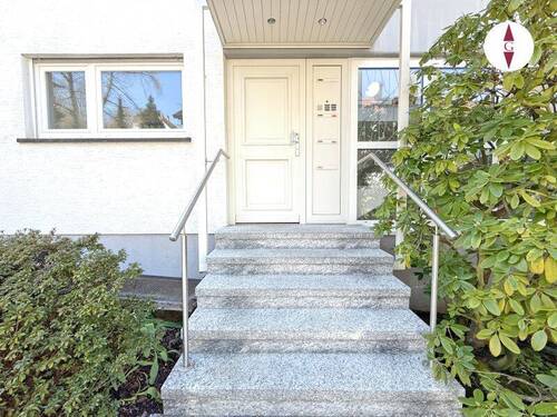 1-701 Außenansicht Eingang - 3 Zimmer Etagenwohnung in Baden-Baden