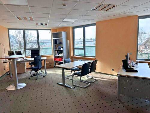 Büro im OG - 