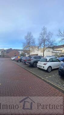 Parkplatz Klosterstr. - 