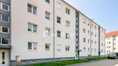 Außenansicht 3 - 2 Zimmer Etagenwohnung zum Kaufen in Weißenfels