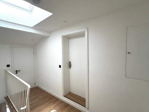 Wohnungseingangstür DG - 