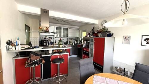 Wohnküche mit Einbauküche - Einfamilienhaus mit 200,00 m&sup2; in Weingarten zum Kaufen