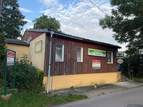 Bild 2 - 8 Zimmer Einfamilienhaus zum Kaufen in Klipphausen