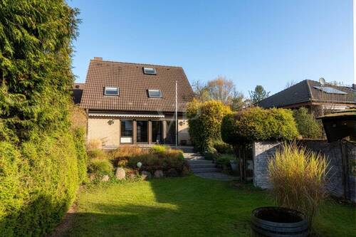 Gartenansicht - 5 Zimmer Doppelhaushälfte zum Kaufen in Berlin / Heiligensee