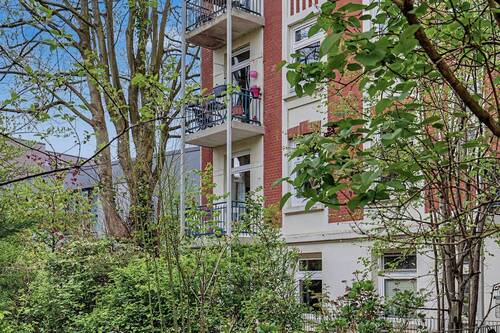 Aussenansicht_02.jpg - Erstbezug - Sanierter 3 Zimmer Altbau in guter Lage