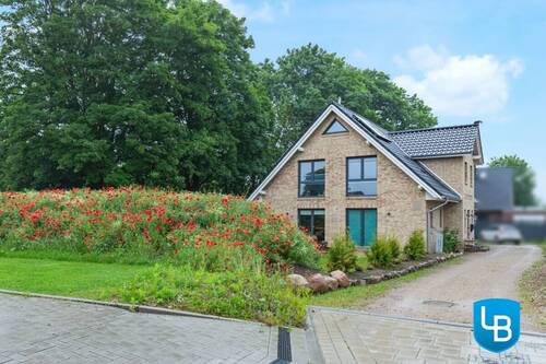 Zufahrt zum Haus - 