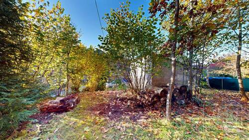 Grundstück vor dem Haus - 