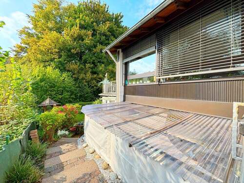 Weg zum Garten - 