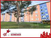Titelbild - IMMOBILIEN SCHNEIDER - Feldmoching - Schöne renovierte 3 Zi-Wohnung mit EBK und Balkon