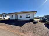 Frontansicht - Moderner Bungalow in Bausendorf - stilvolles Wohnen auf einer Ebene