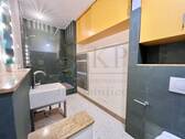 DUSCHBAD - 