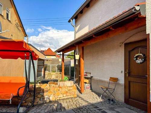 Im Hof (2) - Einfamilienhaus mit 160,00 m&sup2; in Großenhain zum Kaufen