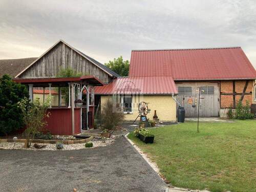 Außen - 1 Zimmer Bauernhaus, Landhaus zum Kaufen in Kleinkrausnik