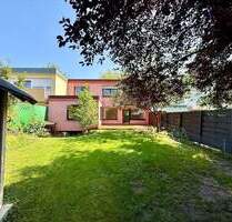 Reihenmittelhaus in Röthenbach - 1.600,00&nbsp;EUR Kaltmiete, ca.&nbsp; 116,00&nbsp;m&sup2;&nbsp;Wohnfl&auml;che in Nürnberg (PLZ: 90449) Röthenbach b Schweinau