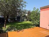 Terrasse, Garten und Gartenhaus - 