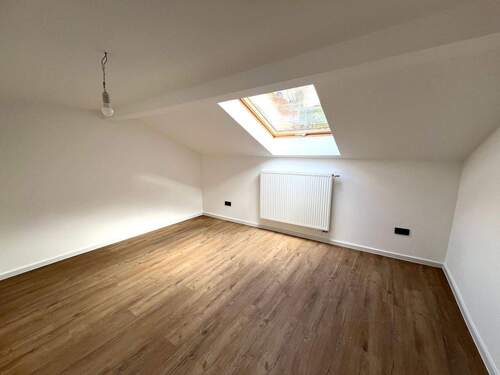 Schlafzimmer 1 DG Hinterhaus - 