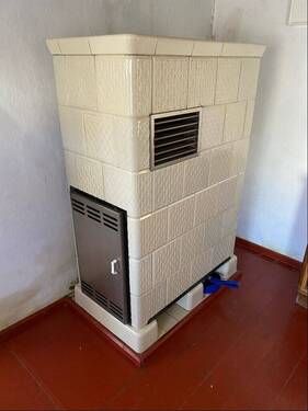 Kachelofen im Erdgeschoss - 