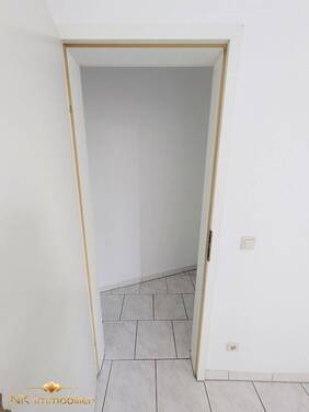 Abstellkammer (Küche) - 