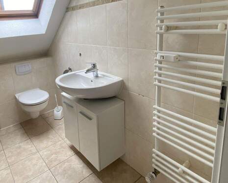 Badezimmer - Etagenwohnung mit 95,00 m² in Hildesheim zur Miete